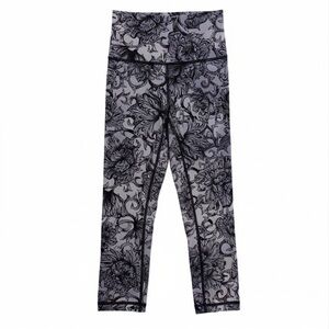 Lululemon Leggings Gray Floral Print Size 4 (21” inseam)